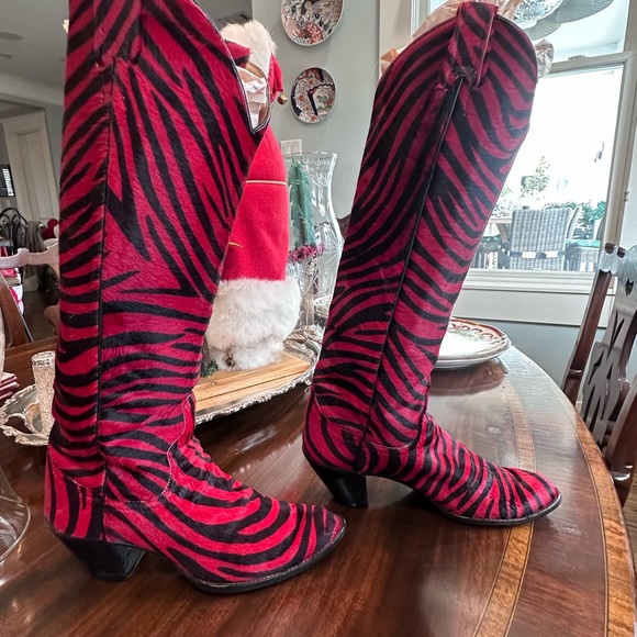 Red and Black Zebra Print Boots - Picture 10 of 11
